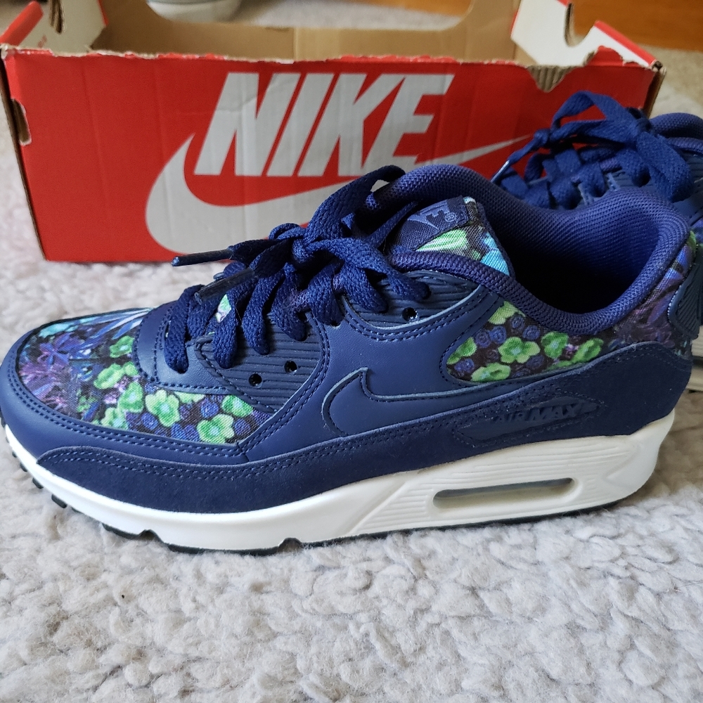 Nike Air Max 90 Women sz 6 - Picture 8 of 9